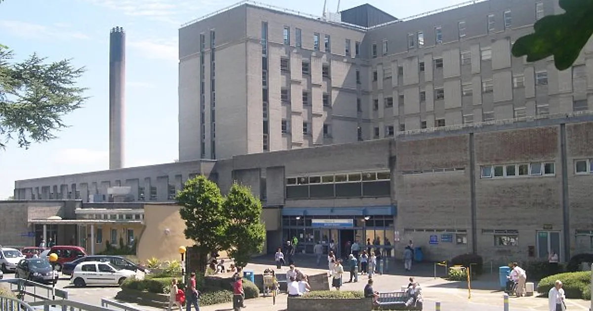 BBC: Derrifordi haigla Inglismaal lubab oma territooriumil veipida